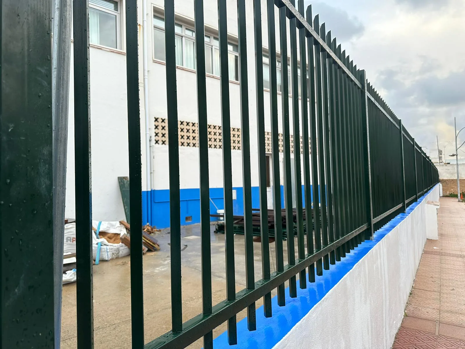 Barandilla para CEIP Antoni Juan Alemany - imagen 8