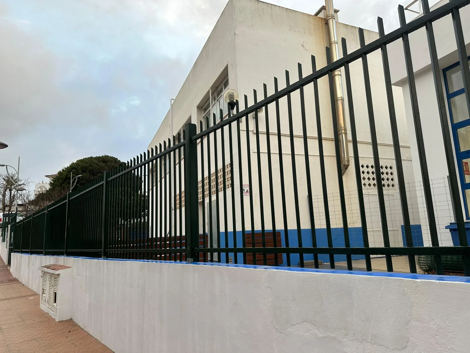 Barandilla para CEIP Antoni Juan Alemany - imagen 10