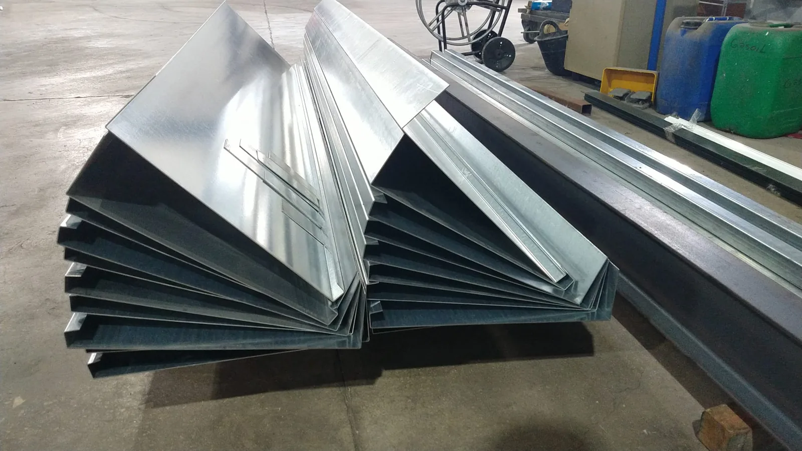 Cubre cables de fachadas - imagen 5