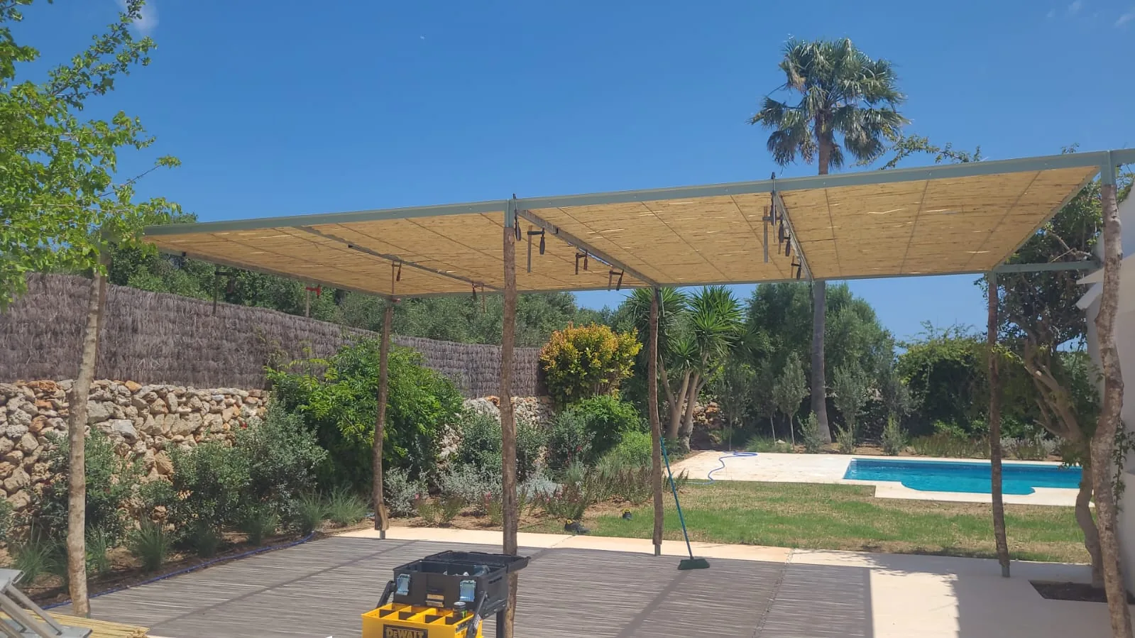 Pérgola especial en Llucmacanes Menorca - imagen 9