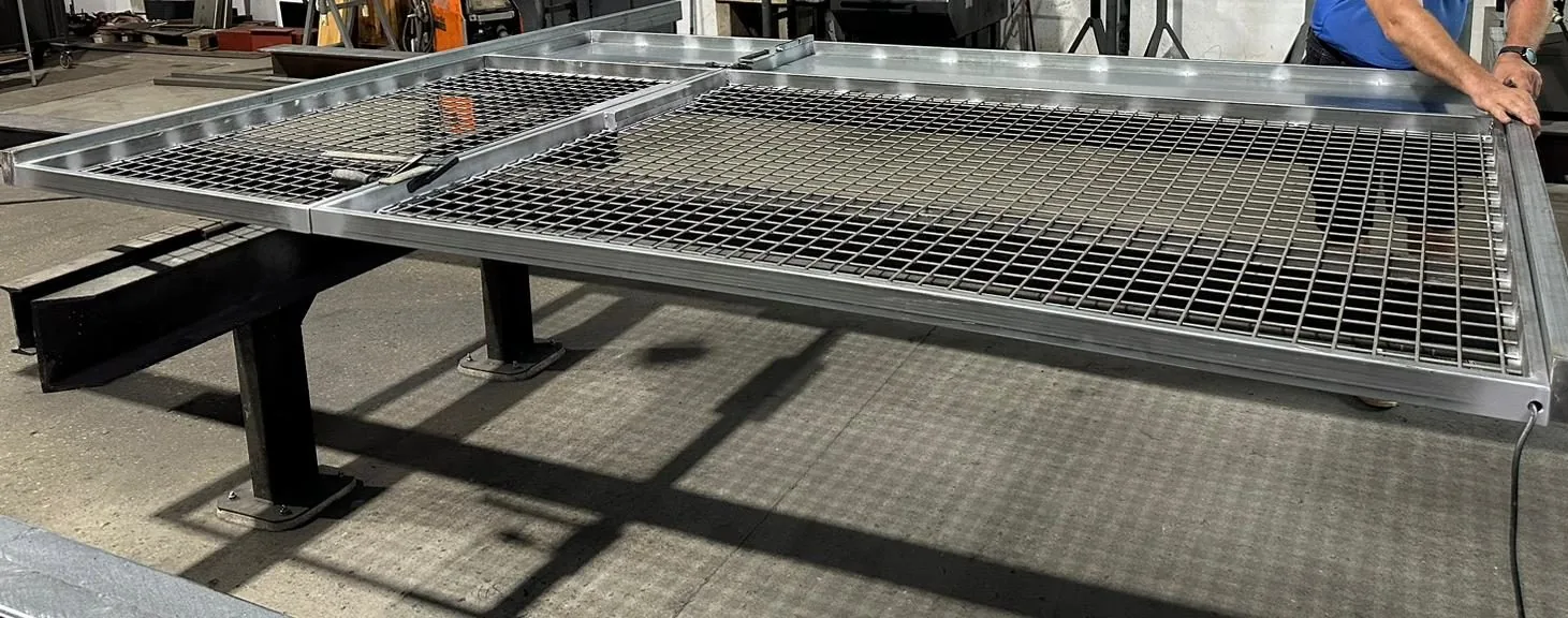 Puerta para coches Hotel Victoria - imagen 4