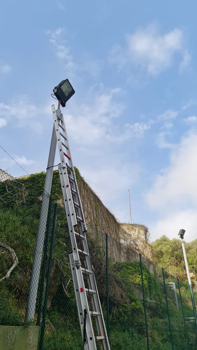 Restauracion pista padel en Menorca - imagen 7