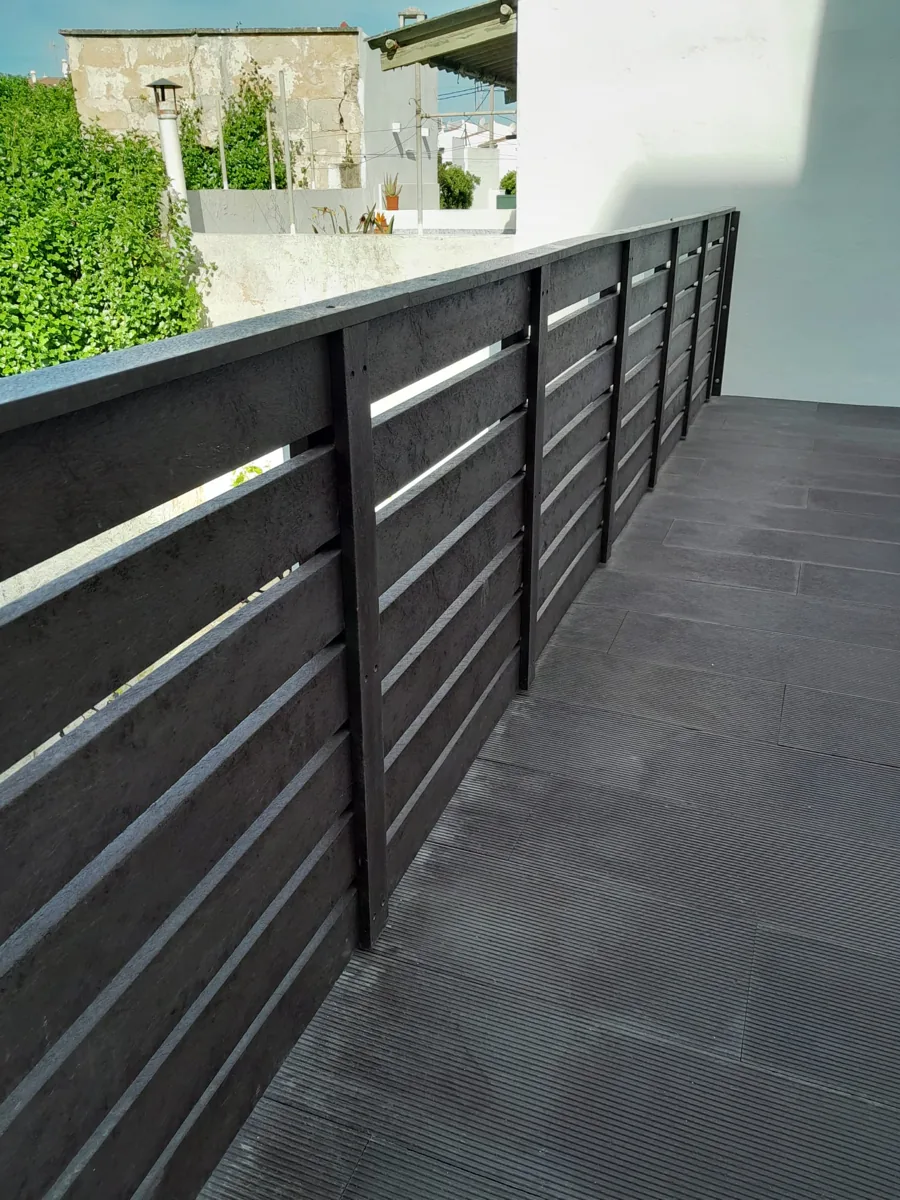 Terraza disenada por HAM Estructuras Metálicas en Menorca